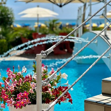 לידו די ג'סולו Ruhl Beach Hotel & Suites מראה חיצוני תמונה