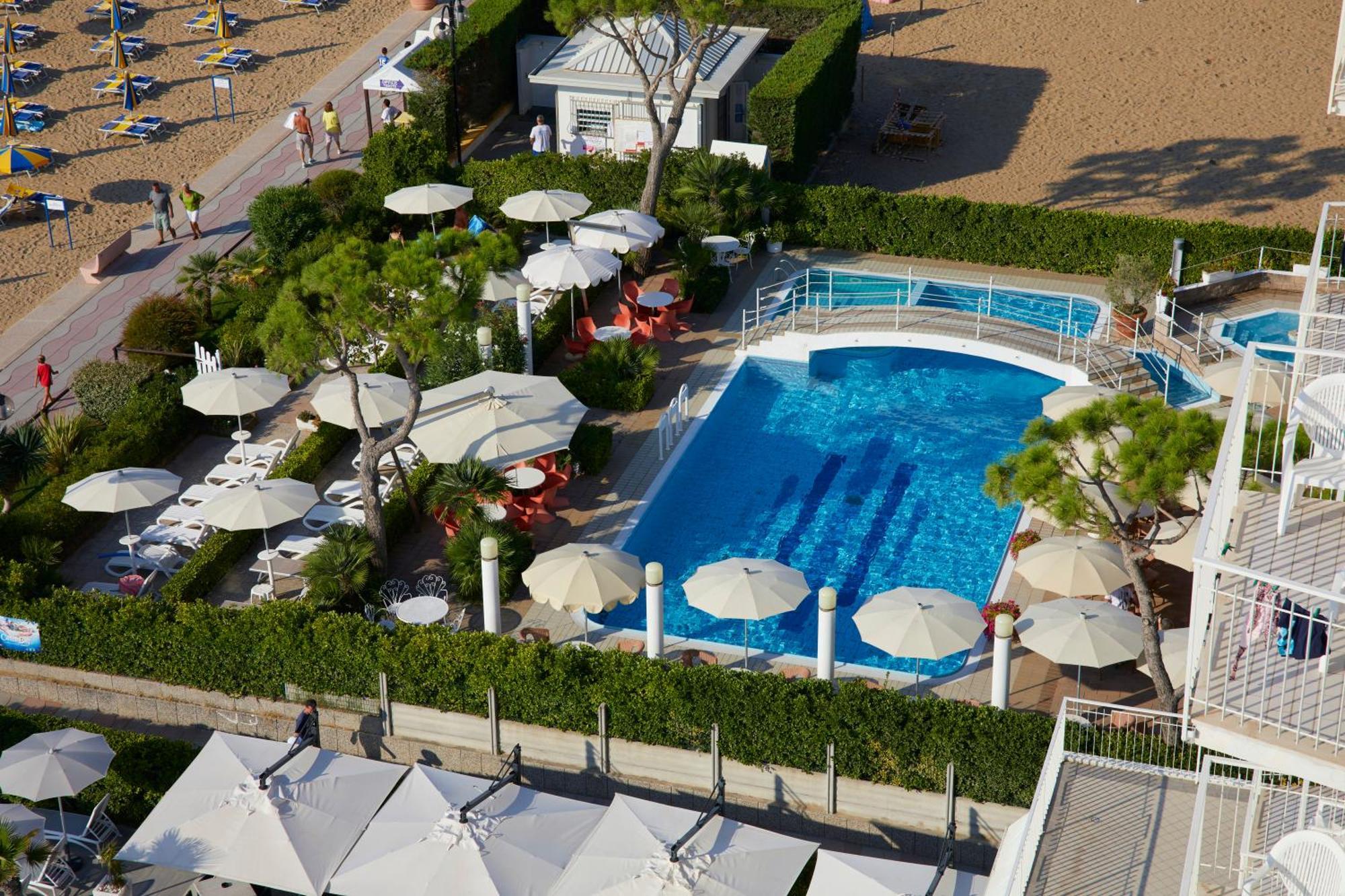 לידו די ג'סולו Ruhl Beach Hotel & Suites מראה חיצוני תמונה