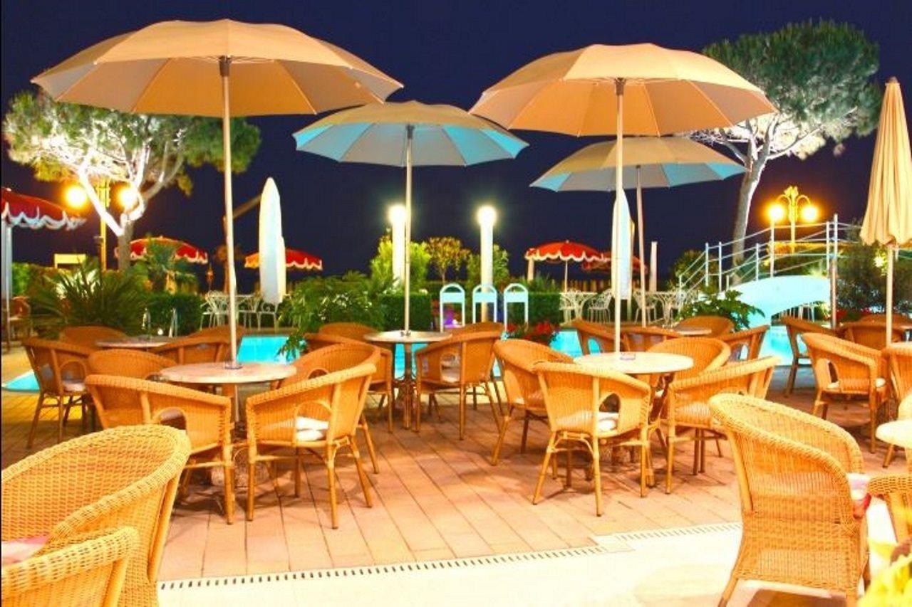 לידו די ג'סולו Ruhl Beach Hotel & Suites מראה חיצוני תמונה