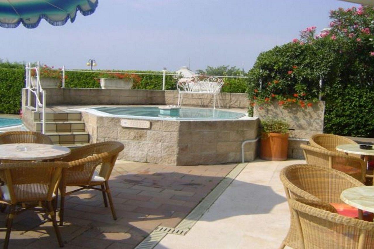 לידו די ג'סולו Ruhl Beach Hotel & Suites מראה חיצוני תמונה