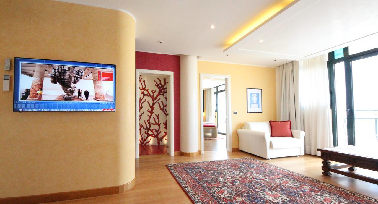 לידו די ג'סולו Ruhl Beach Hotel & Suites מראה חיצוני תמונה